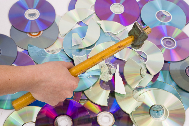 Your Path to Serenity Starts with Clutter Removal and Hoarder Clean Up